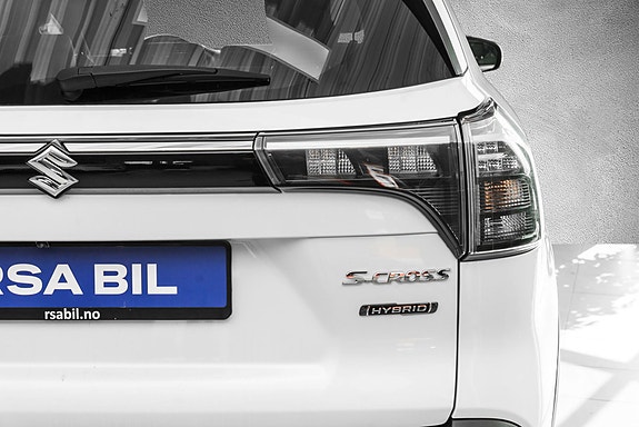 Suzuki S-Cross 8 of 27