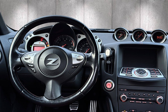 Nissan 370 Z 16 of 29
