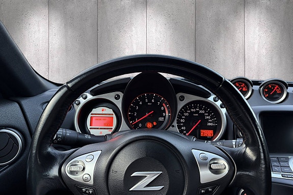 Nissan 370 Z 17 of 29