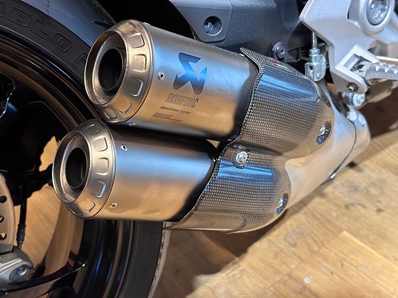 Ducati SuperSport S 10 of 12