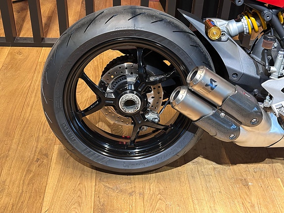 Ducati SuperSport S 12 of 12