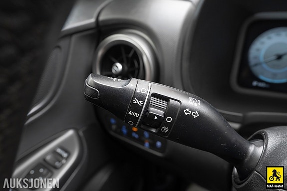 Hyundai Kona 26 of 30