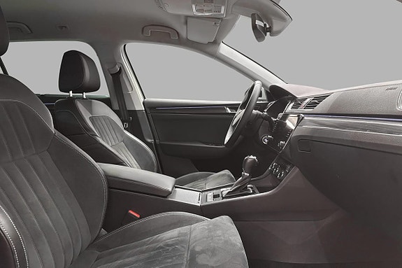 Skoda Superb 14 of 26