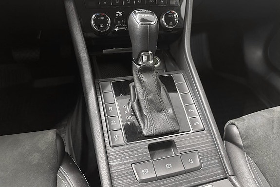 Skoda Superb 21 of 26