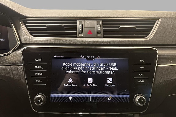 Skoda Superb 18 of 26