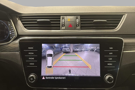 Skoda Superb 17 of 26