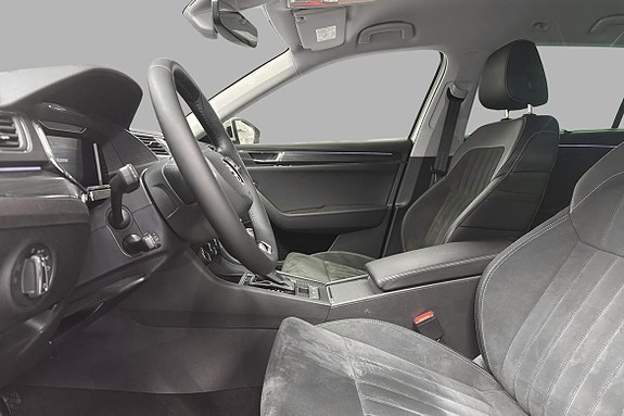 Skoda Superb 11 of 26