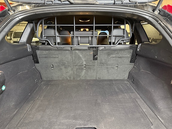 Volvo XC60 24 of 30