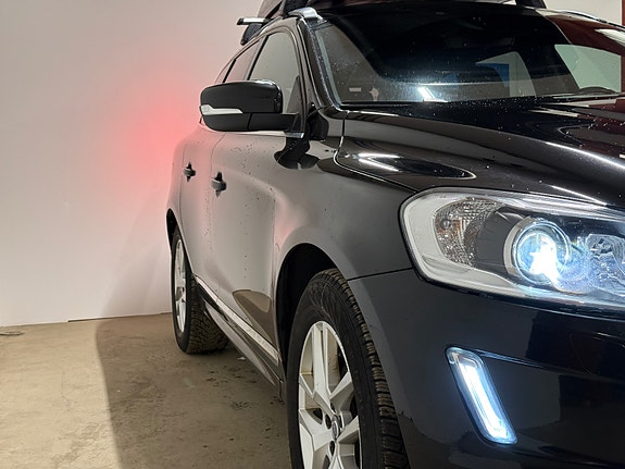 Volvo XC60 7 of 30