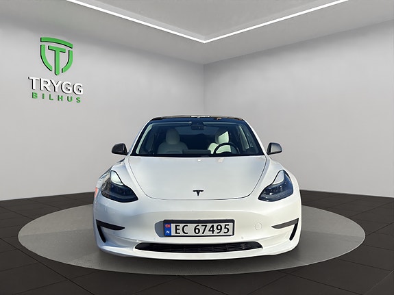 Tesla Model 3 8 of 13