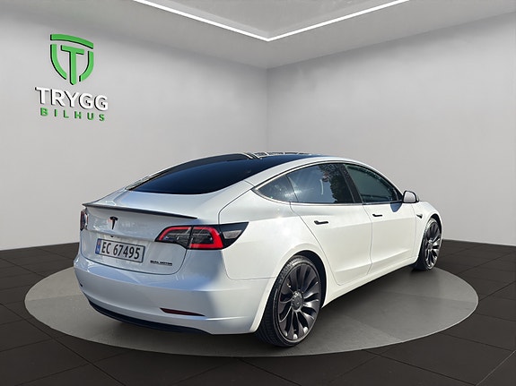 Tesla Model 3 5 of 13