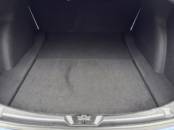 Tesla Model 3 13 of 13