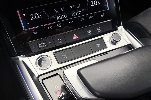 Audi e-tron 27 of 30