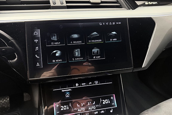 Audi e-tron 26 of 30