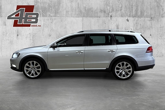 Volkswagen Passat Alltrack 8 of 30