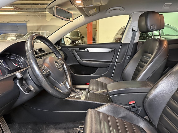 Volkswagen Passat Alltrack 20 of 30