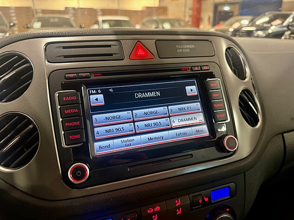 Volkswagen Tiguan 15 of 30