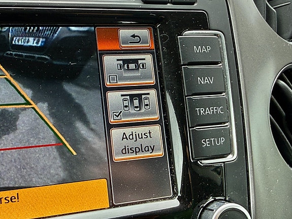 Volkswagen Tiguan 12 of 30