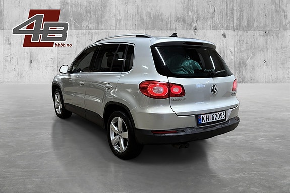 Volkswagen Tiguan 7 of 30