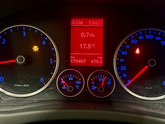 Volkswagen Tiguan 25 of 30