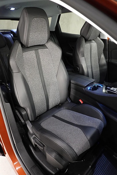 Peugeot 3008 25 of 30