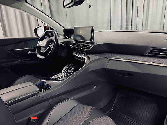 Peugeot 5008 16 of 28