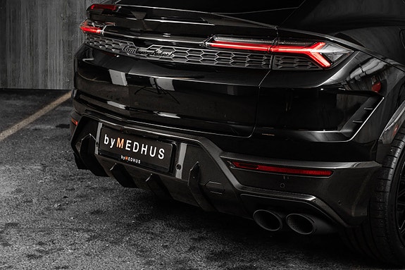 Lamborghini Urus 5 of 30