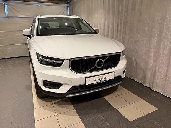 Volvo XC40 13 of 30