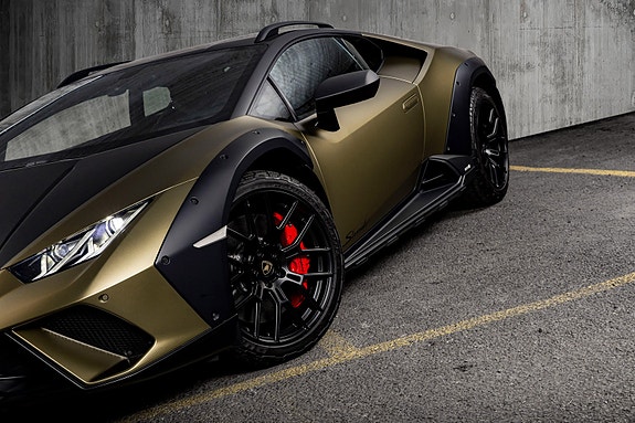 Lamborghini Huracan 14 of 30