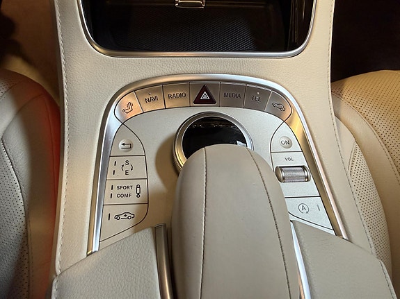 Mercedes-Benz S500 12 of 20