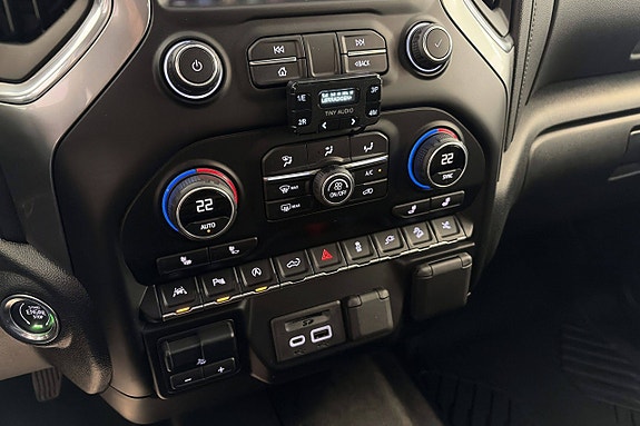 Chevrolet Silverado 1500 25 of 30