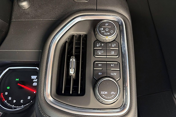 Chevrolet Silverado 1500 24 of 30