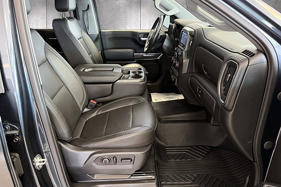 Chevrolet Silverado 1500 16 of 30