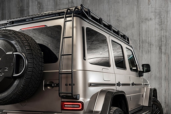 Mercedes-Benz G63 21 of 30