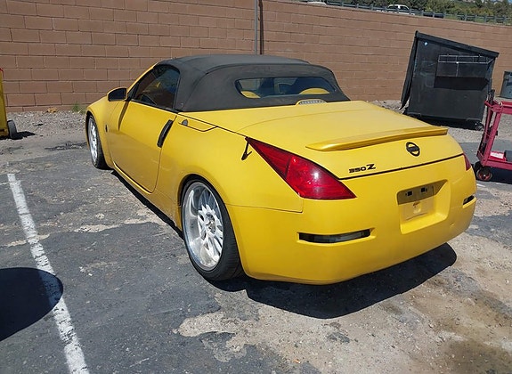 Nissan 350 Z 3 of 9