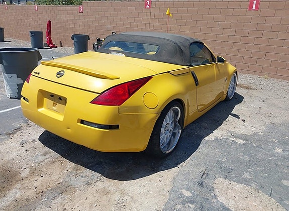 Nissan 350 Z 4 of 9