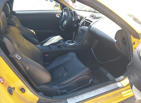 Nissan 350 Z 6 of 9