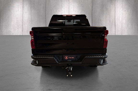 Chevrolet Silverado 1500 4 of 24