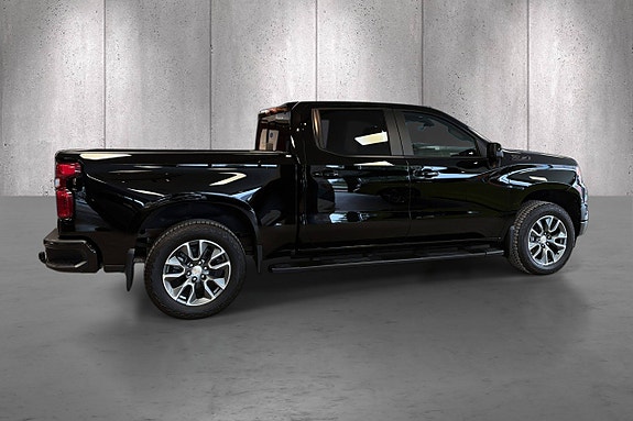 Chevrolet Silverado 1500 7 of 24