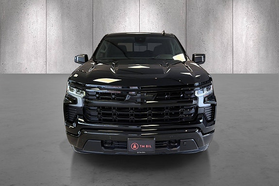 Chevrolet Silverado 1500 9 of 24