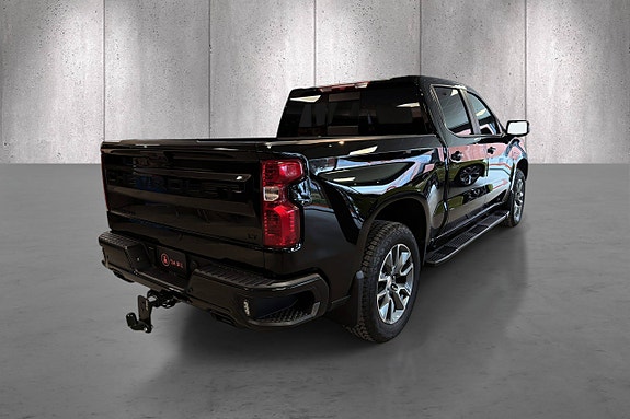 Chevrolet Silverado 1500 6 of 24