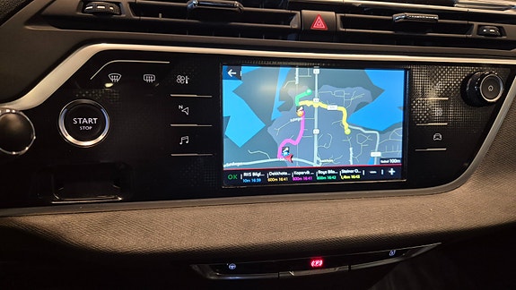 Citroen C4 Picasso 11 of 22