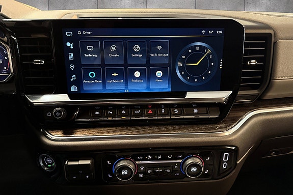 Chevrolet Silverado 1500 16 of 22
