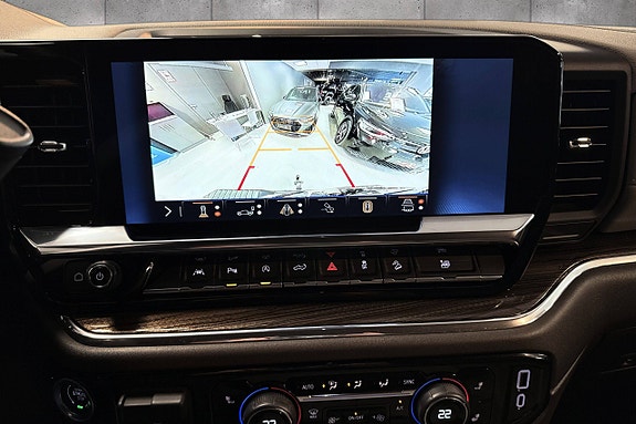 Chevrolet Silverado 1500 18 of 22