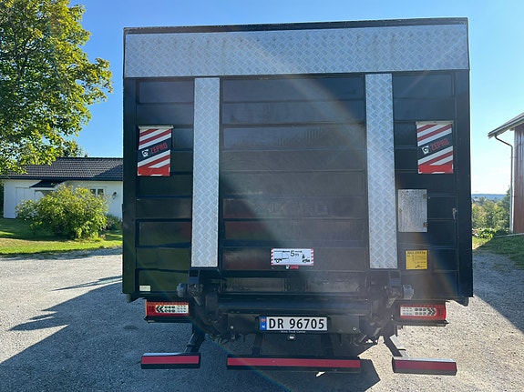 Renault D 280 19 of 27