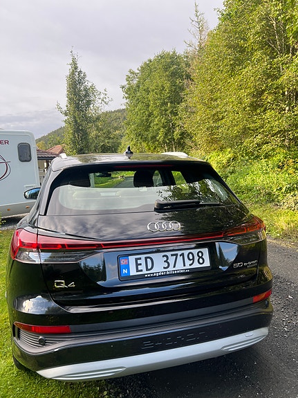 Audi Q4 e-tron 8 of 17