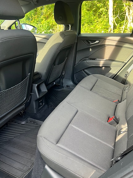 Audi Q4 e-tron 14 of 17