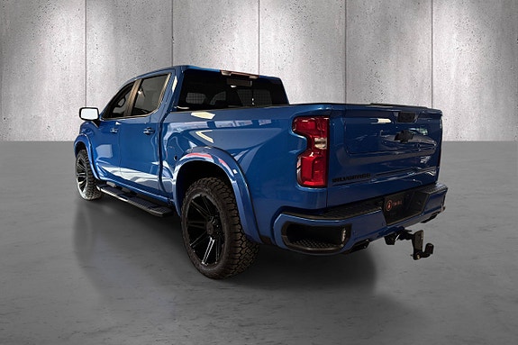Chevrolet Silverado 1500 3 of 27