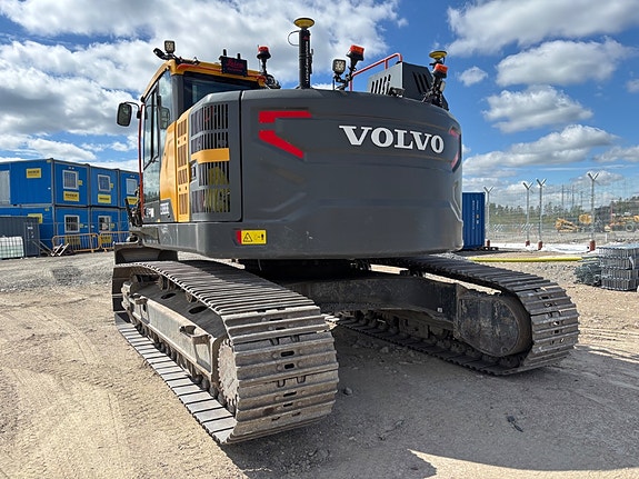 Volvo Ecr355 EL + Leica 3 of 5