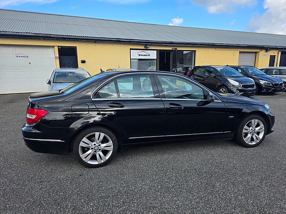 Mercedes-Benz C200 d 4 of 26